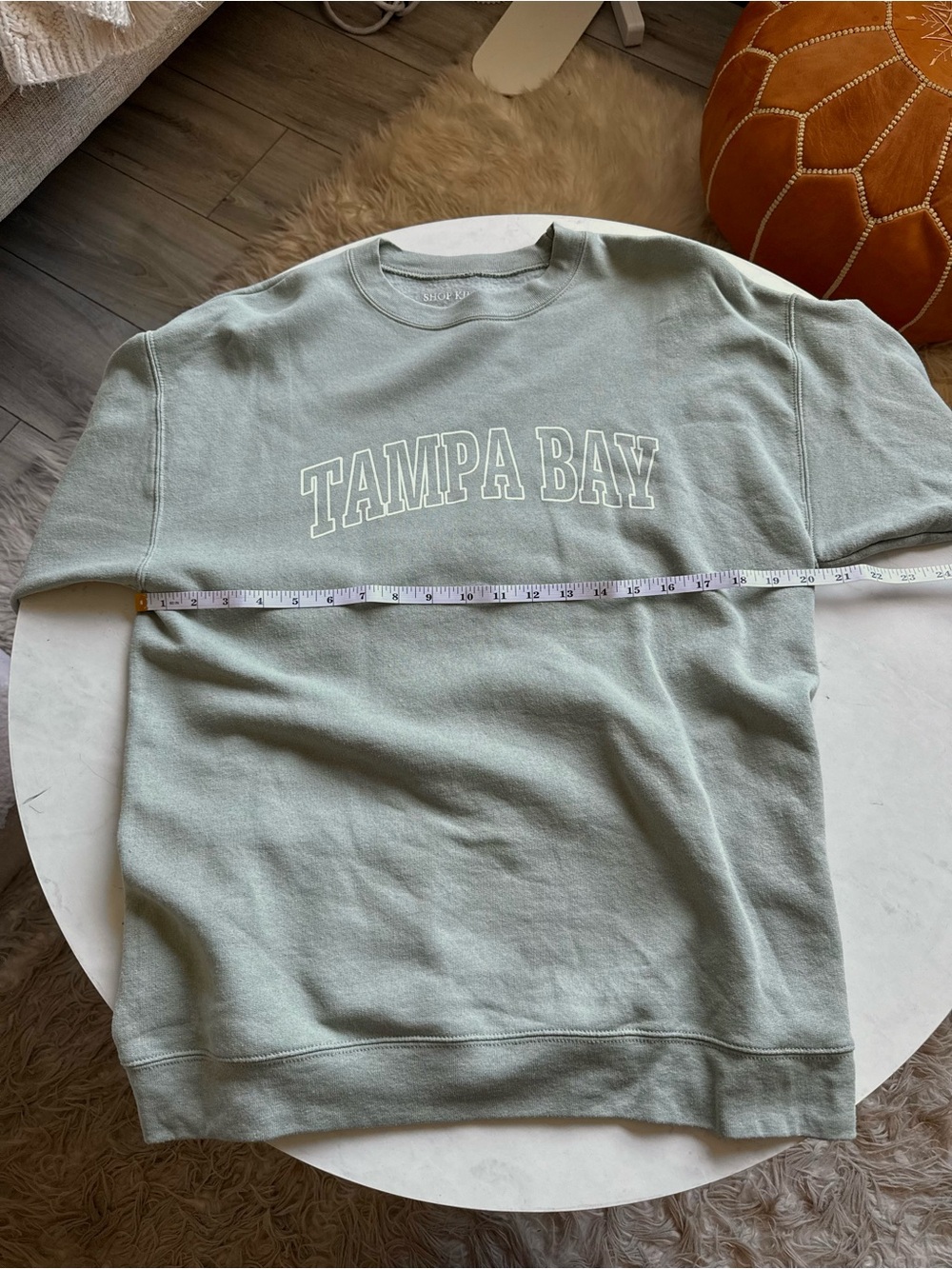 Tampa Bay Teal Sweatshirt Medium Cozy Graphic Crewneck Florida Pullover - Picture 5 of 7